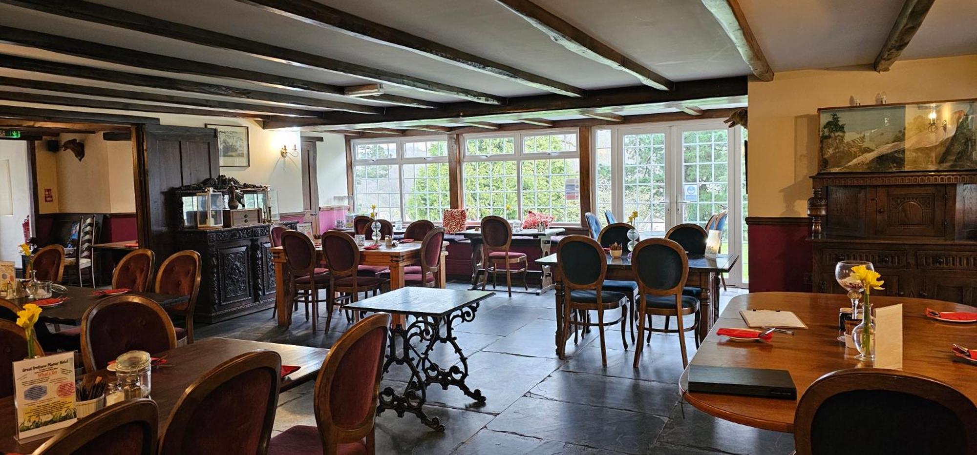 No 4 Trelawney Apartment - Onsite Bar - Restaurant - Horse Riding Menheniot Extérieur photo